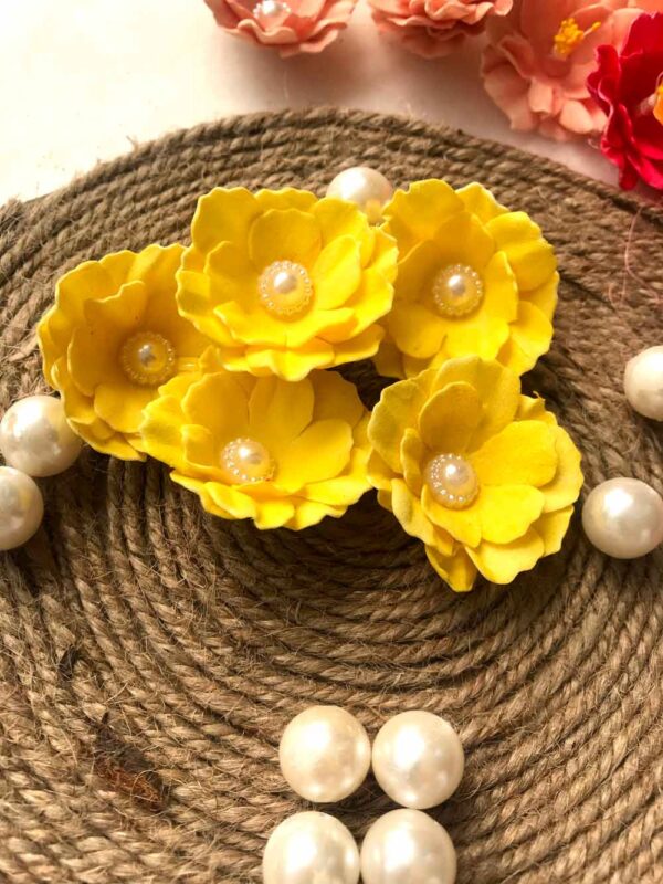 Small Flowers - Image 3