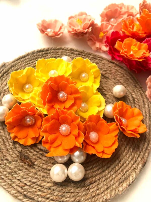 Small Flowers - Image 4