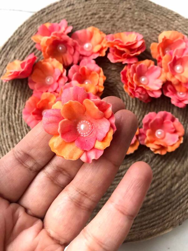 Small Flowers - Image 5