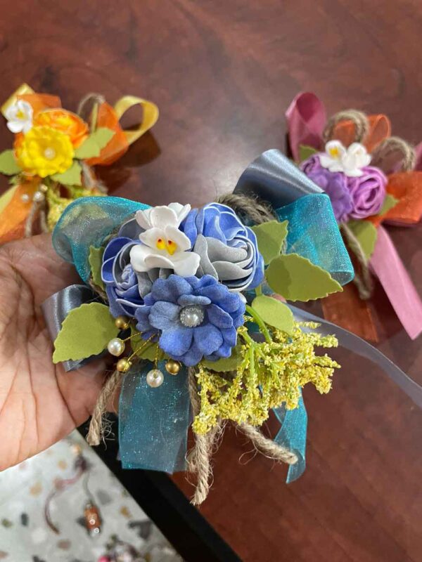 Ribbon Arrangement - Image 4