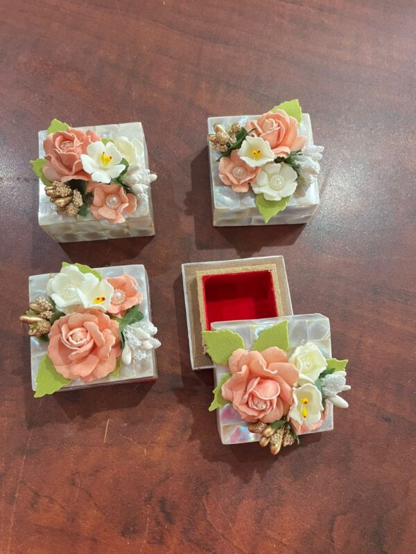 Mother of Pearl Coin Box 2"
