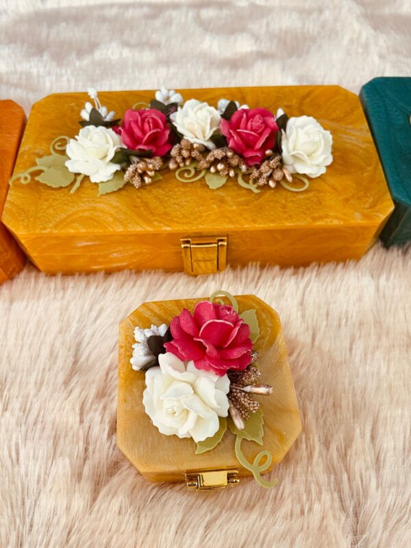 Resin Cash Box - Image 3