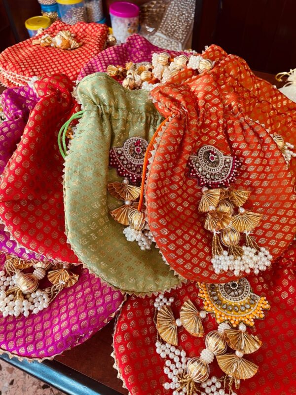Brocade Potlis - Image 4