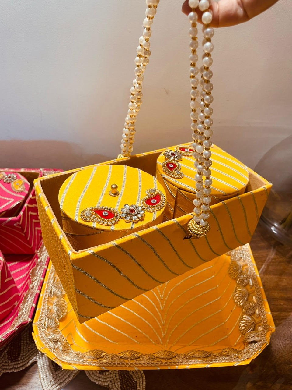 2 Jar Basket
