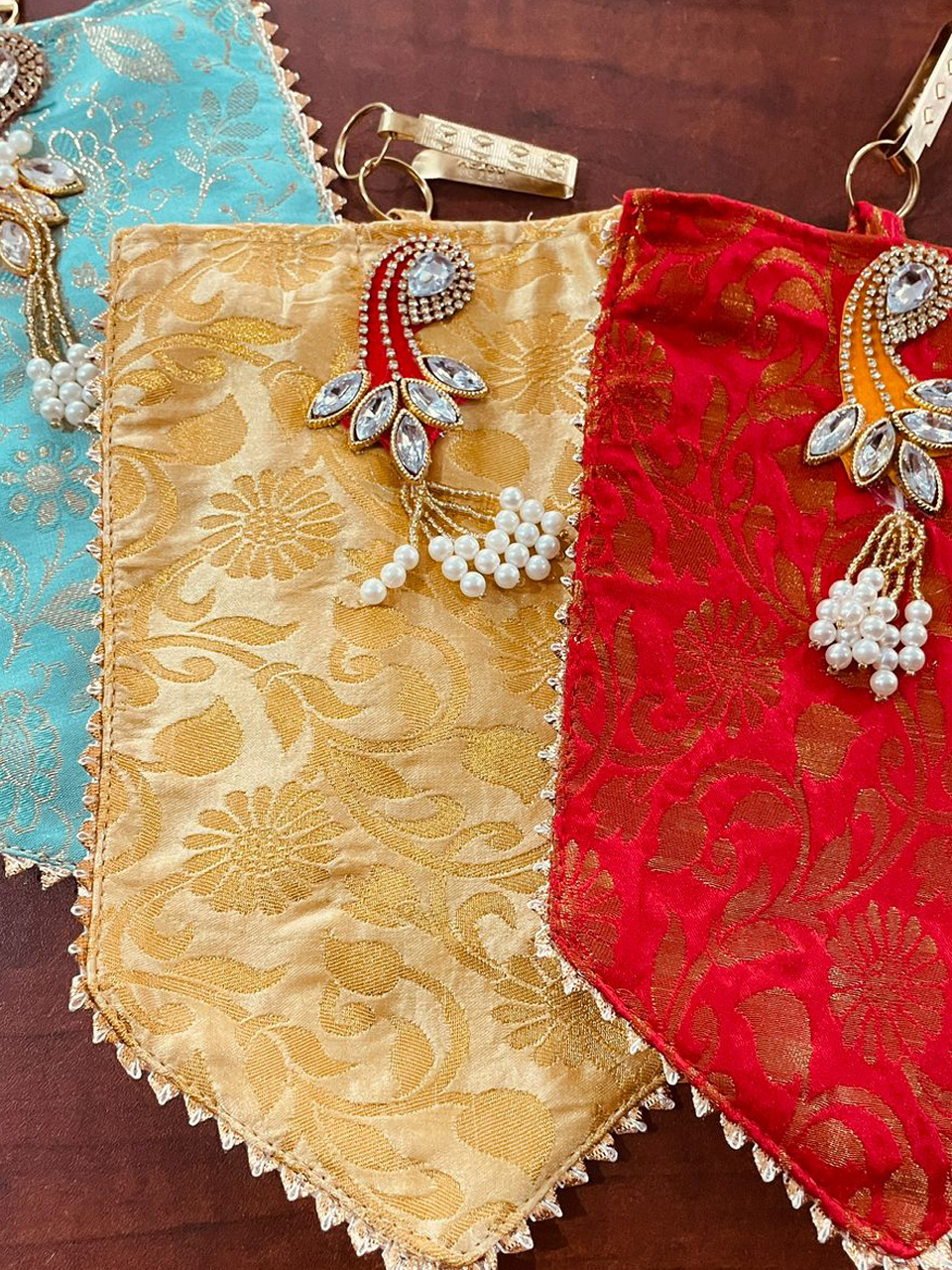 Mobile Cover With Key Chain Hanging