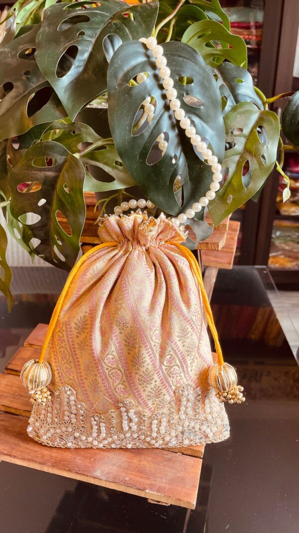 Pastel benarsi Potli with Pearl Handle - Image 3