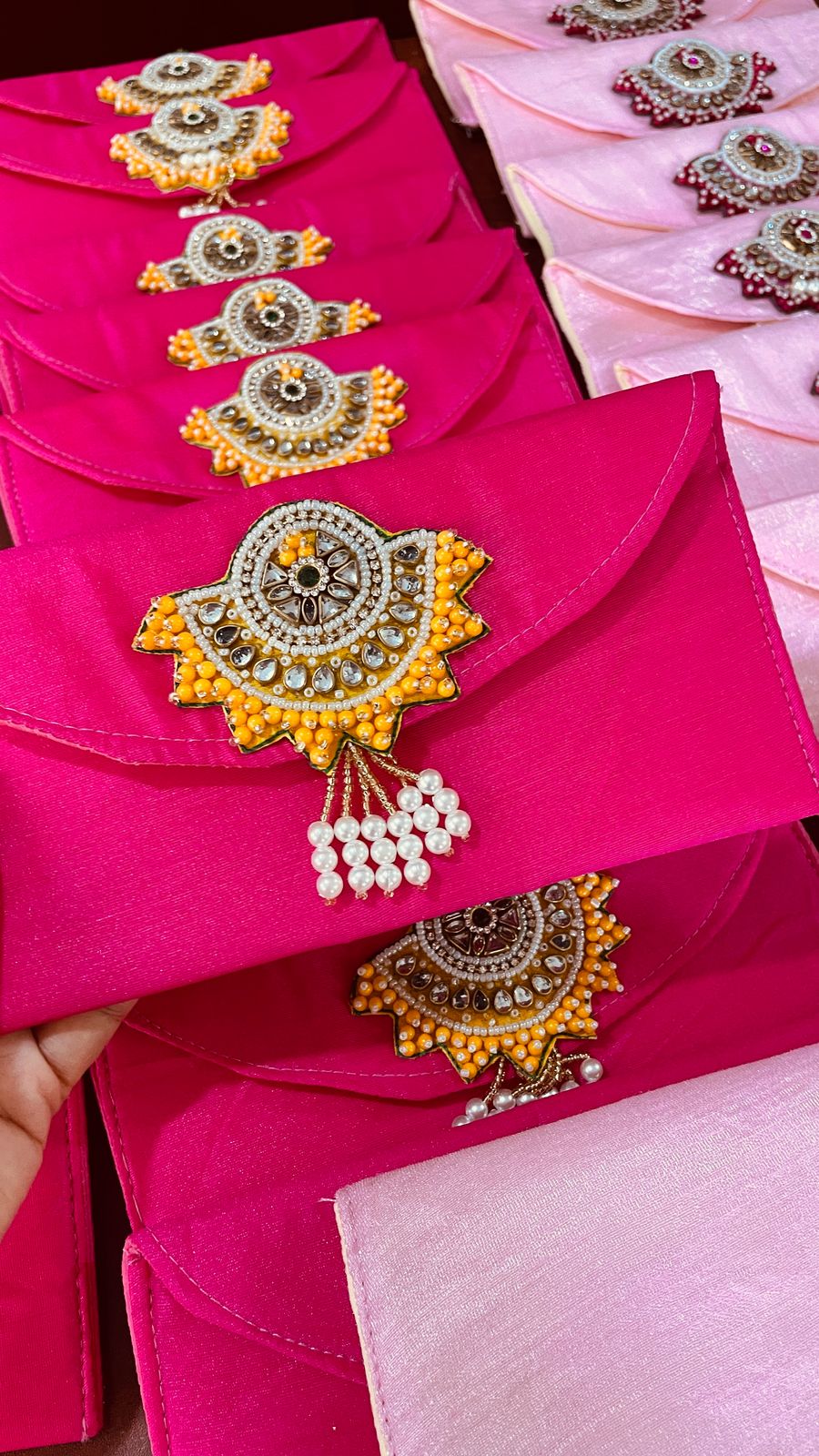 Silk Envelope with Fan Buti