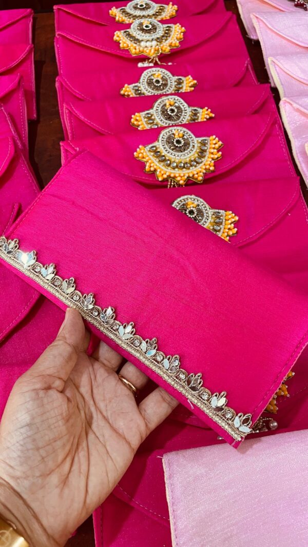 Silk Envelope with Fan Buti - Image 4