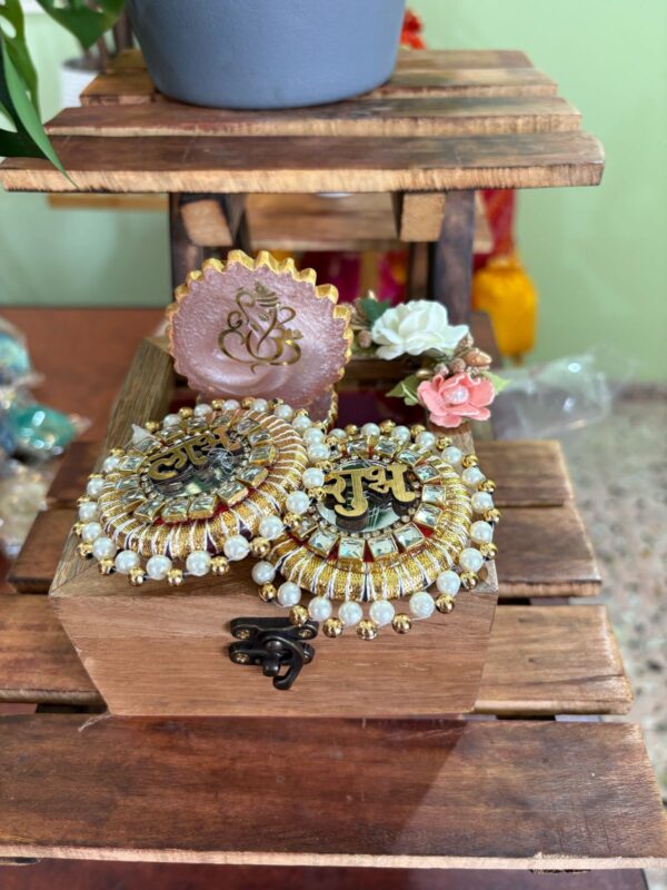 Wooden Box With Resin Ganesha and Shubh labh Hangings - Image 5