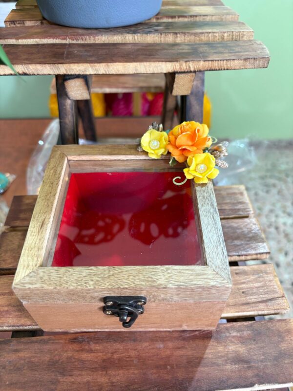 Wooden Box With Resin Ganesha and Shubh labh Hangings - Image 3