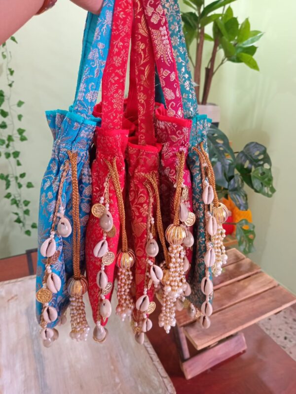 Brocade Matka Potli with handle - Image 9