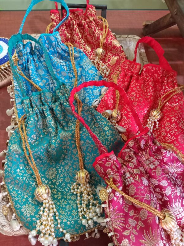 Brocade Matka Potli with handle - Image 8