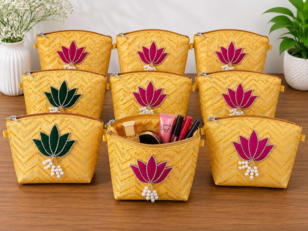 Brocade Toilet Pouch with Zip (pack of 10)
