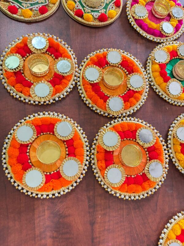 6" Pom Pom Mirror T lights - Image 3