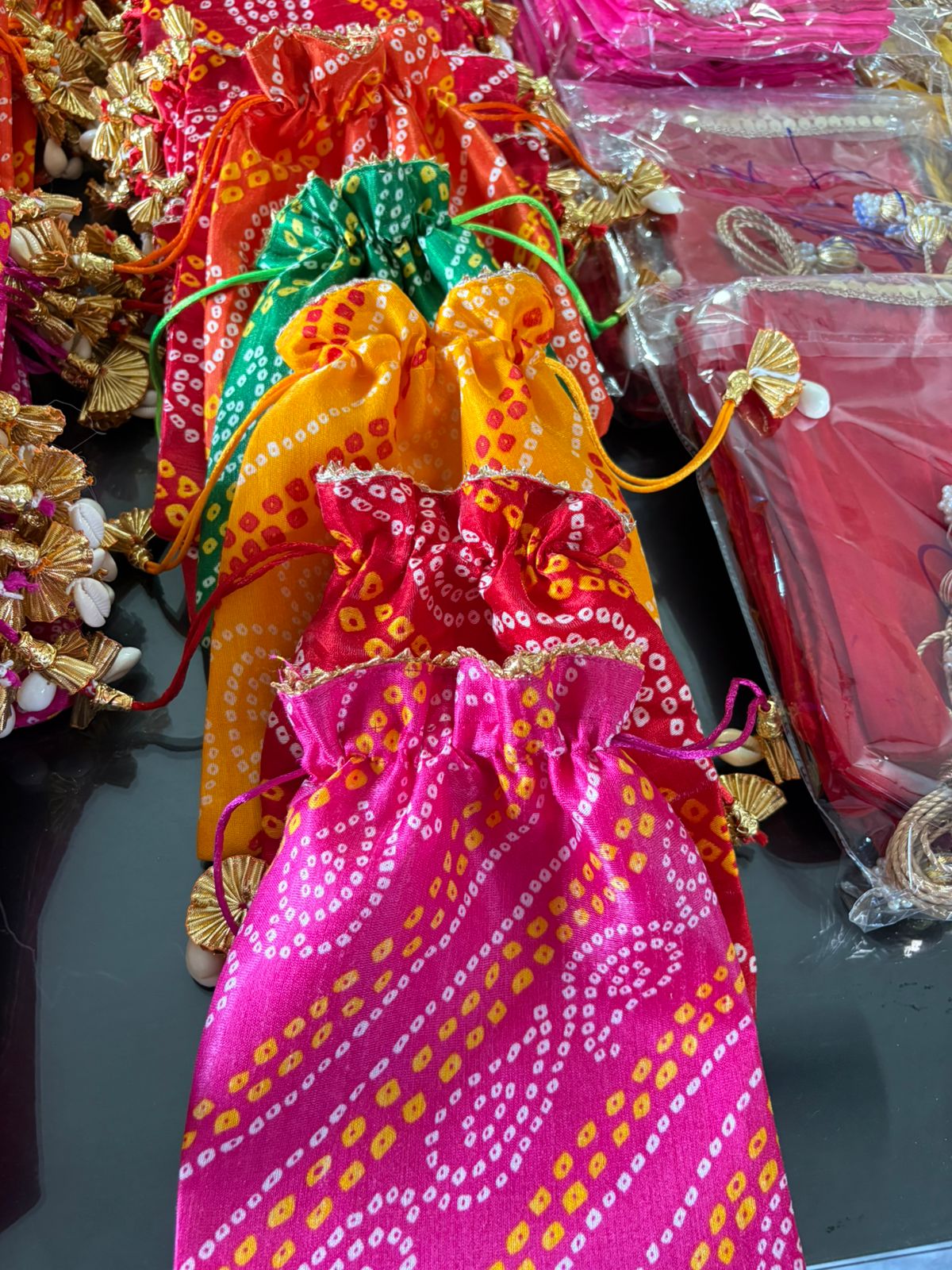 Bandhej Potli