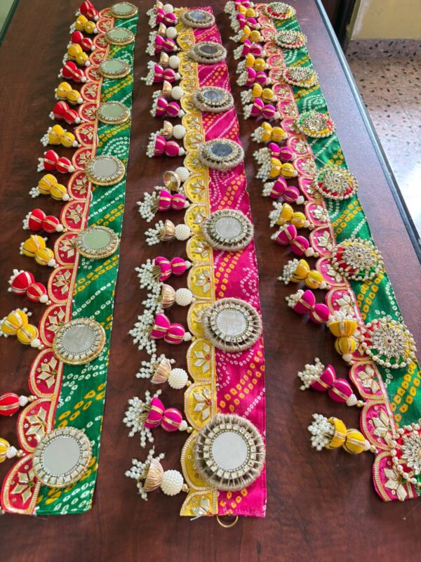 Simple Bandini Bandanwar