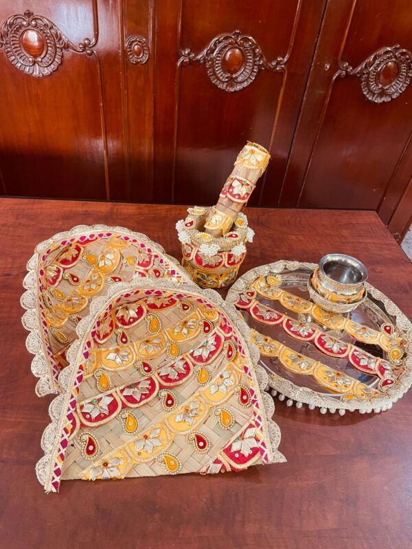 Gota based Ukhal Mussal wedding set - Image 3