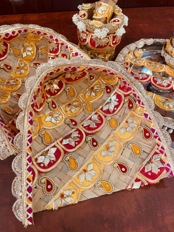 Gota based Ukhal Mussal wedding set - Image 2