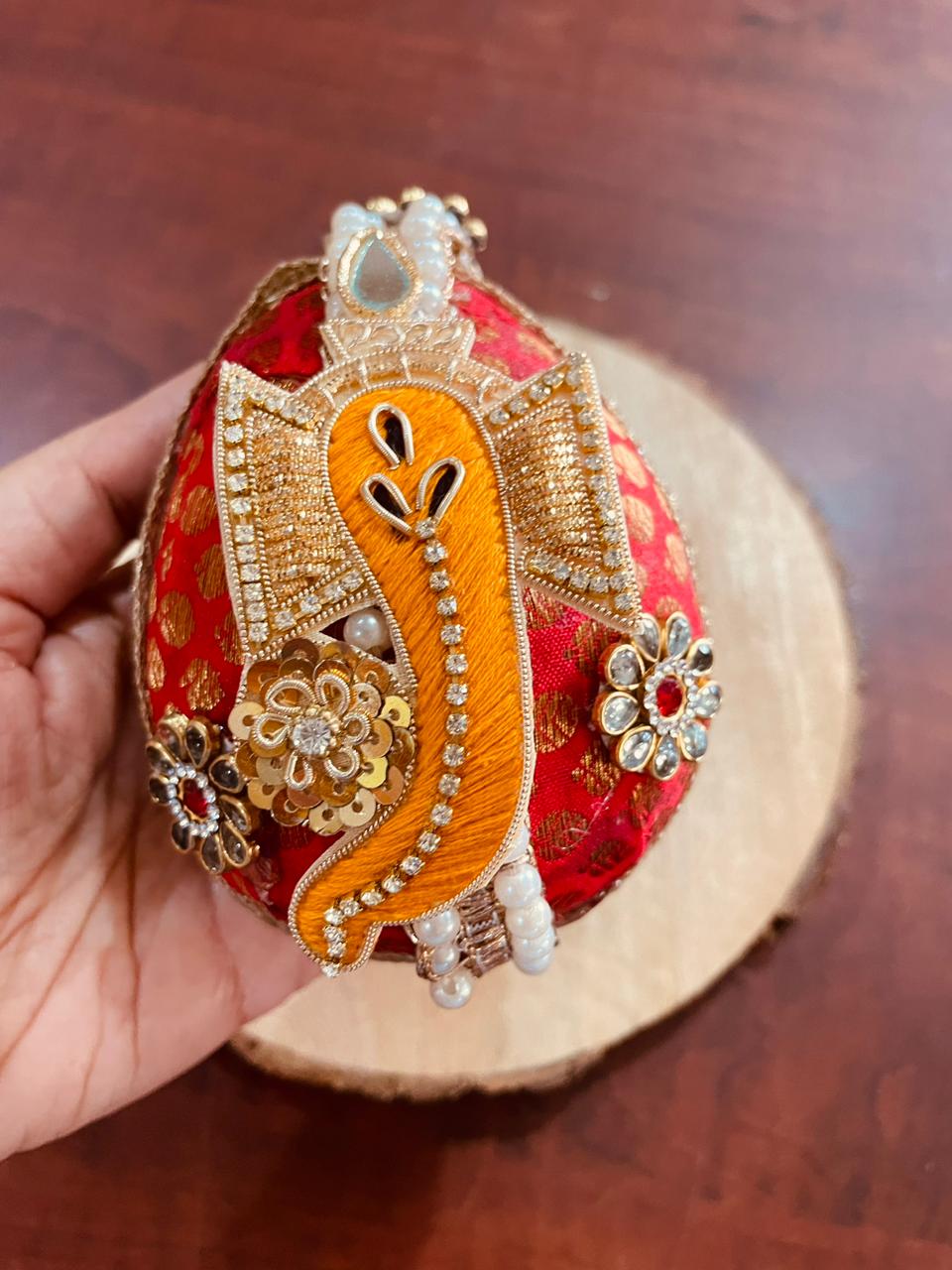 Ganesha Nariyal