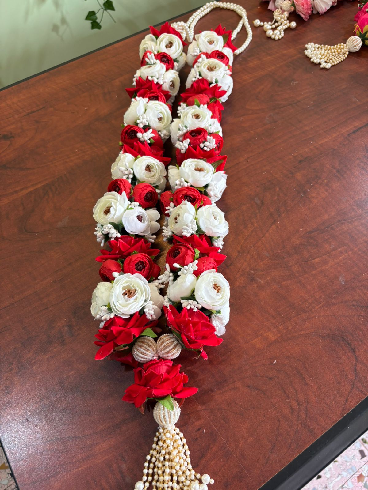 Peony Round Varmaala