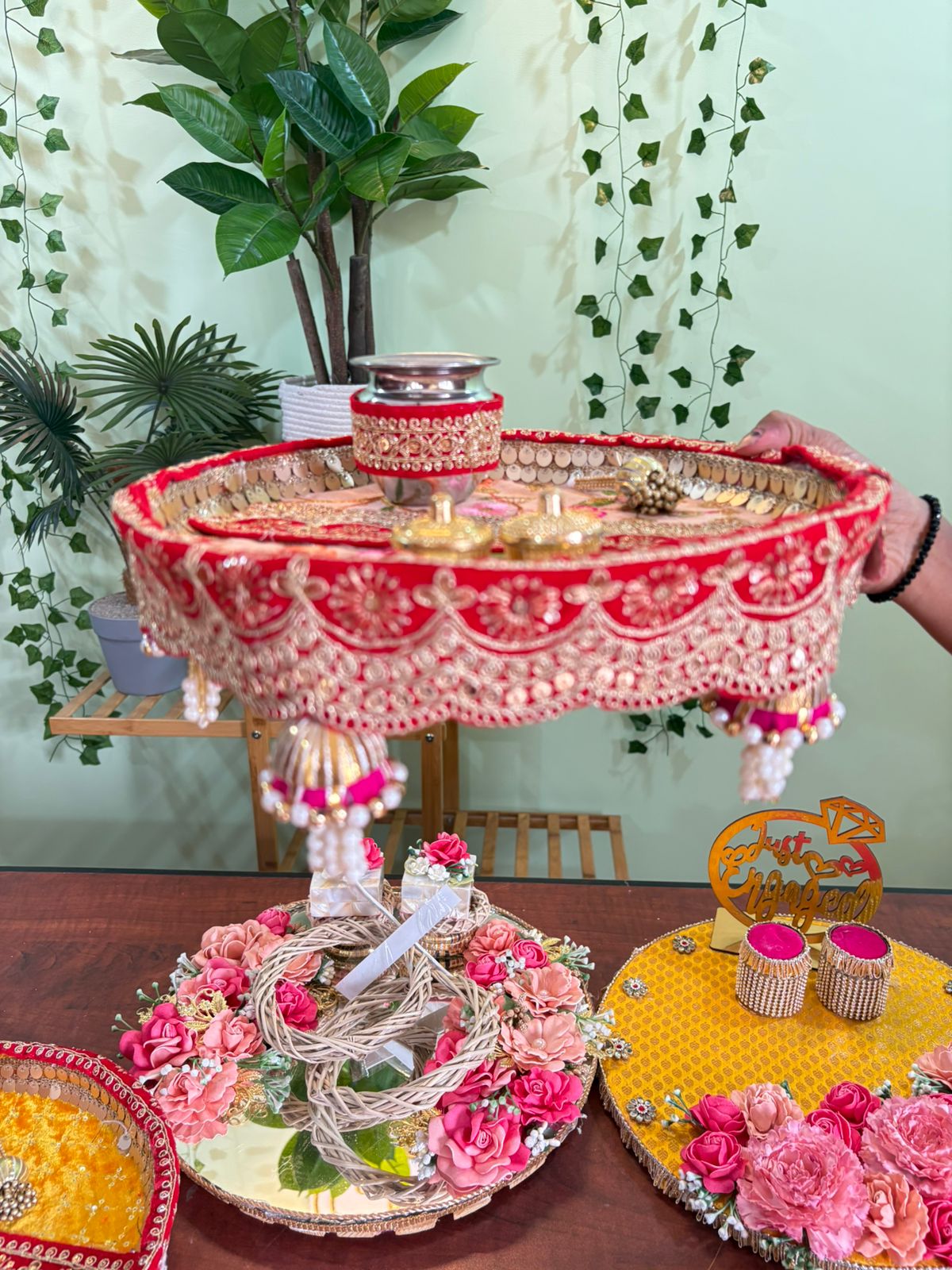 11" Steel Tilak Platter with Hnagings - Image 3