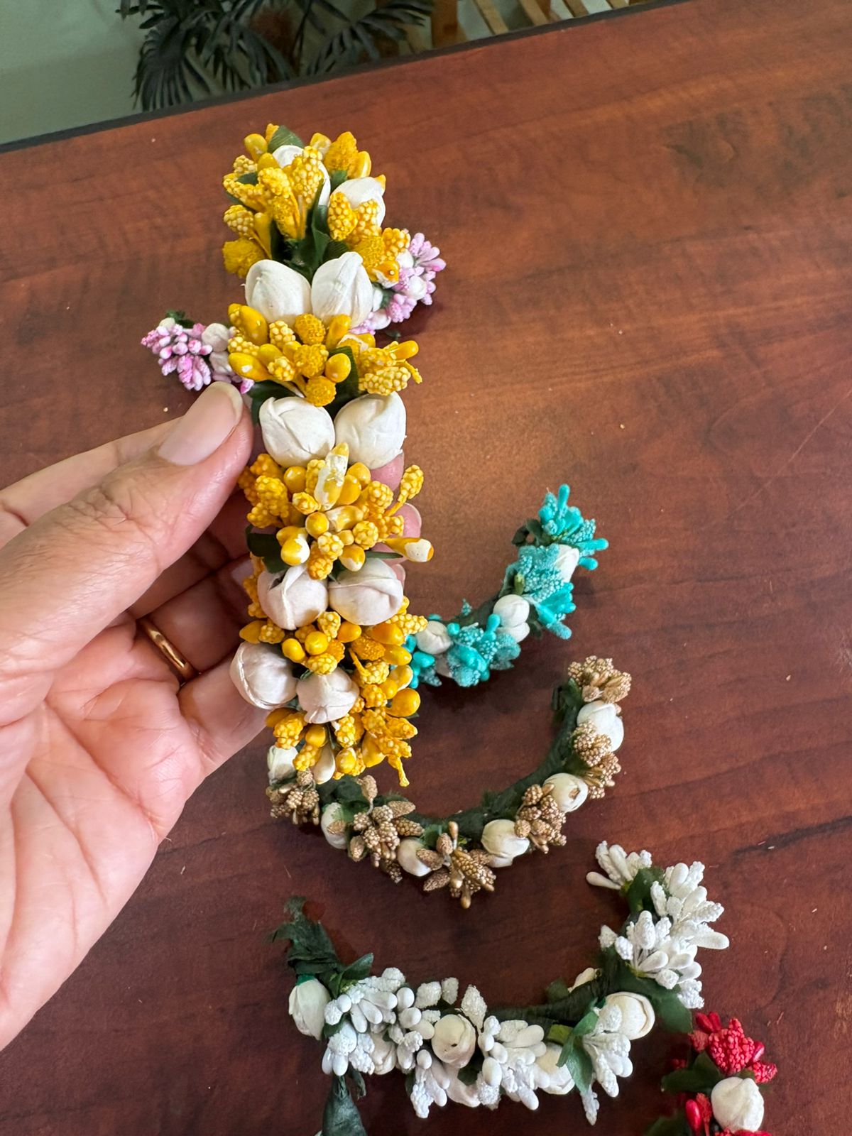 Heavy Gajras for Hair (Buds) - Image 2