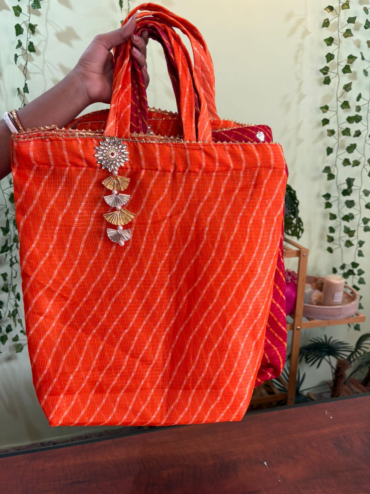 Soft lehariya bags with cloth handle (pack of 10)