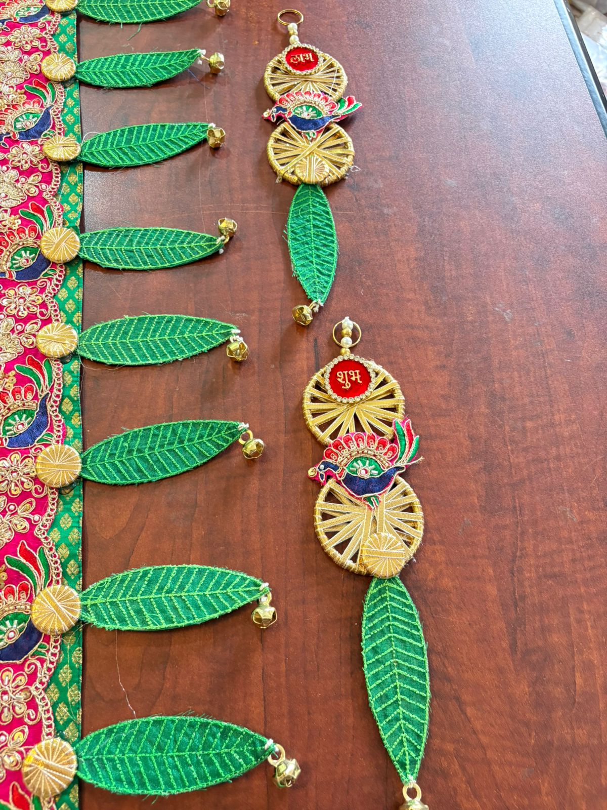 Aam pata with peacock lace bandanwar set with hangings - Image 3