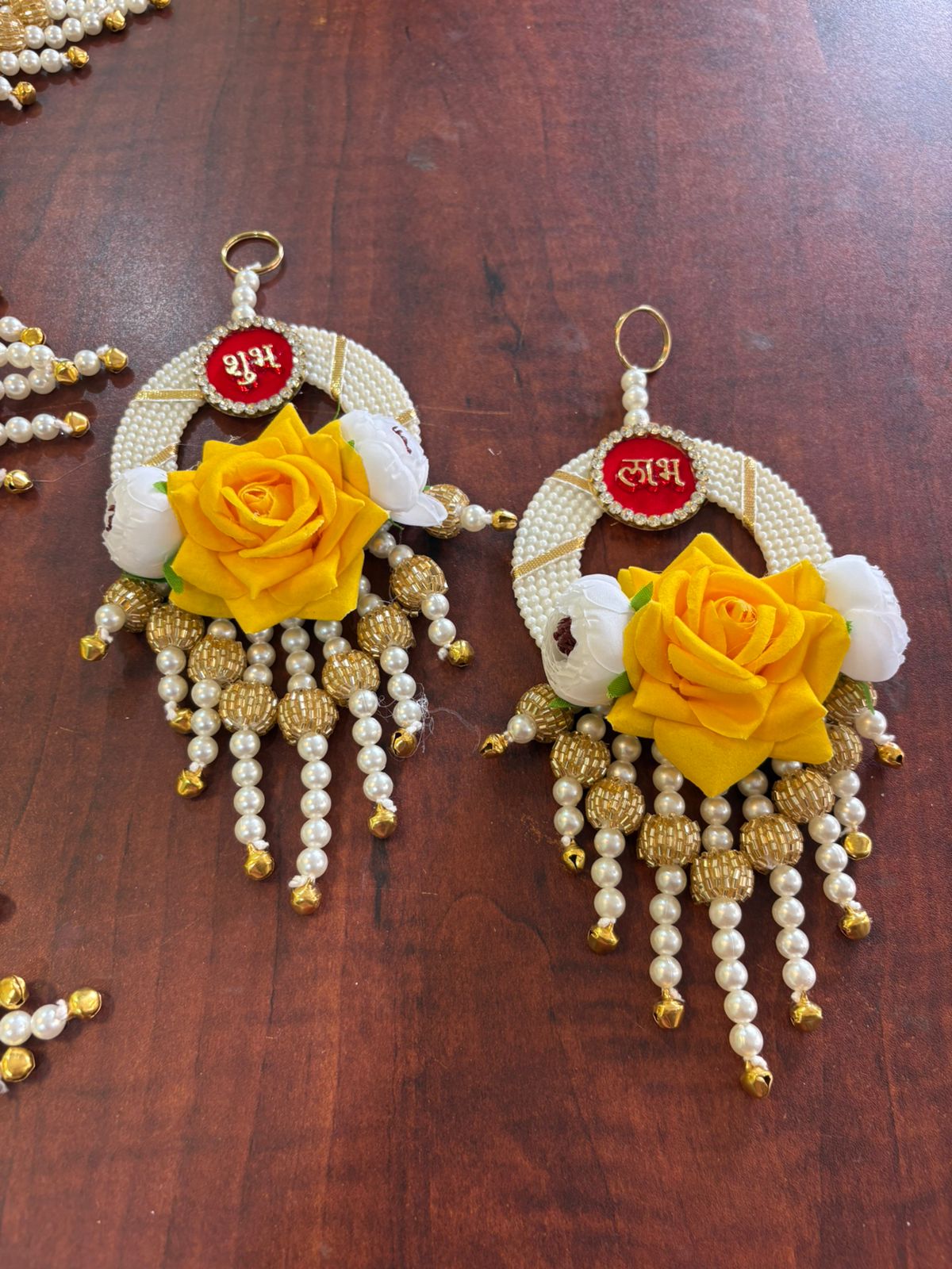 Heavy Jhallar style bandanwar in yellow with hangings - Image 3