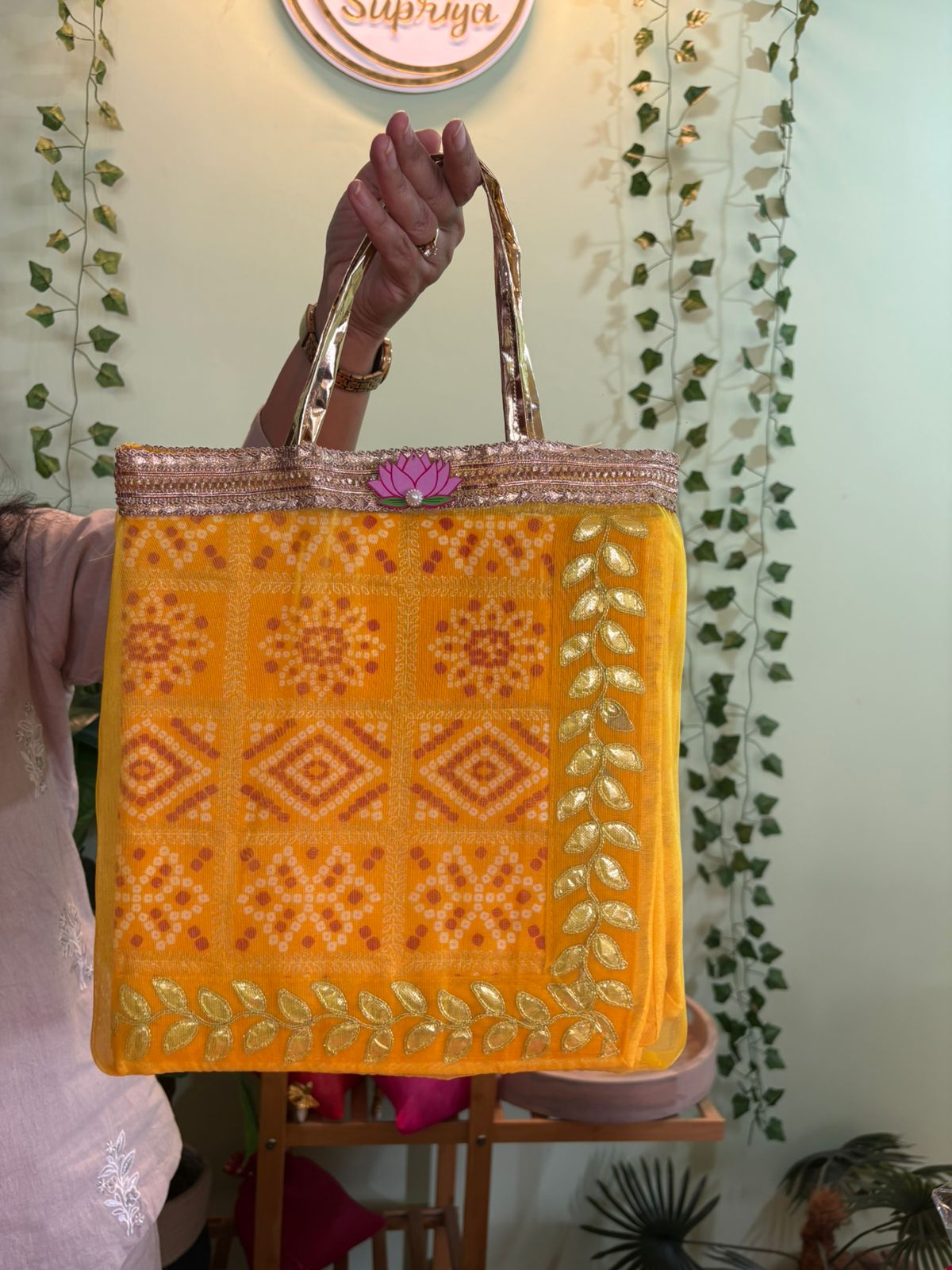 2 Assan set and 1 tissue bag - Image 5