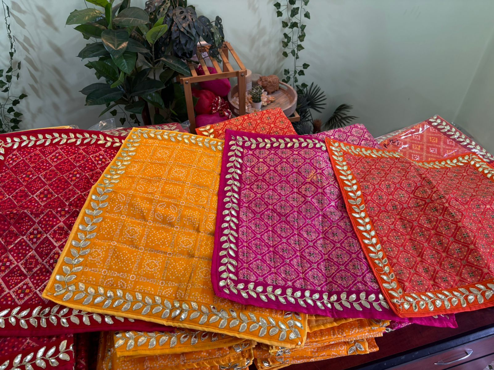 2 Assan set and 1 tissue bag - Image 7