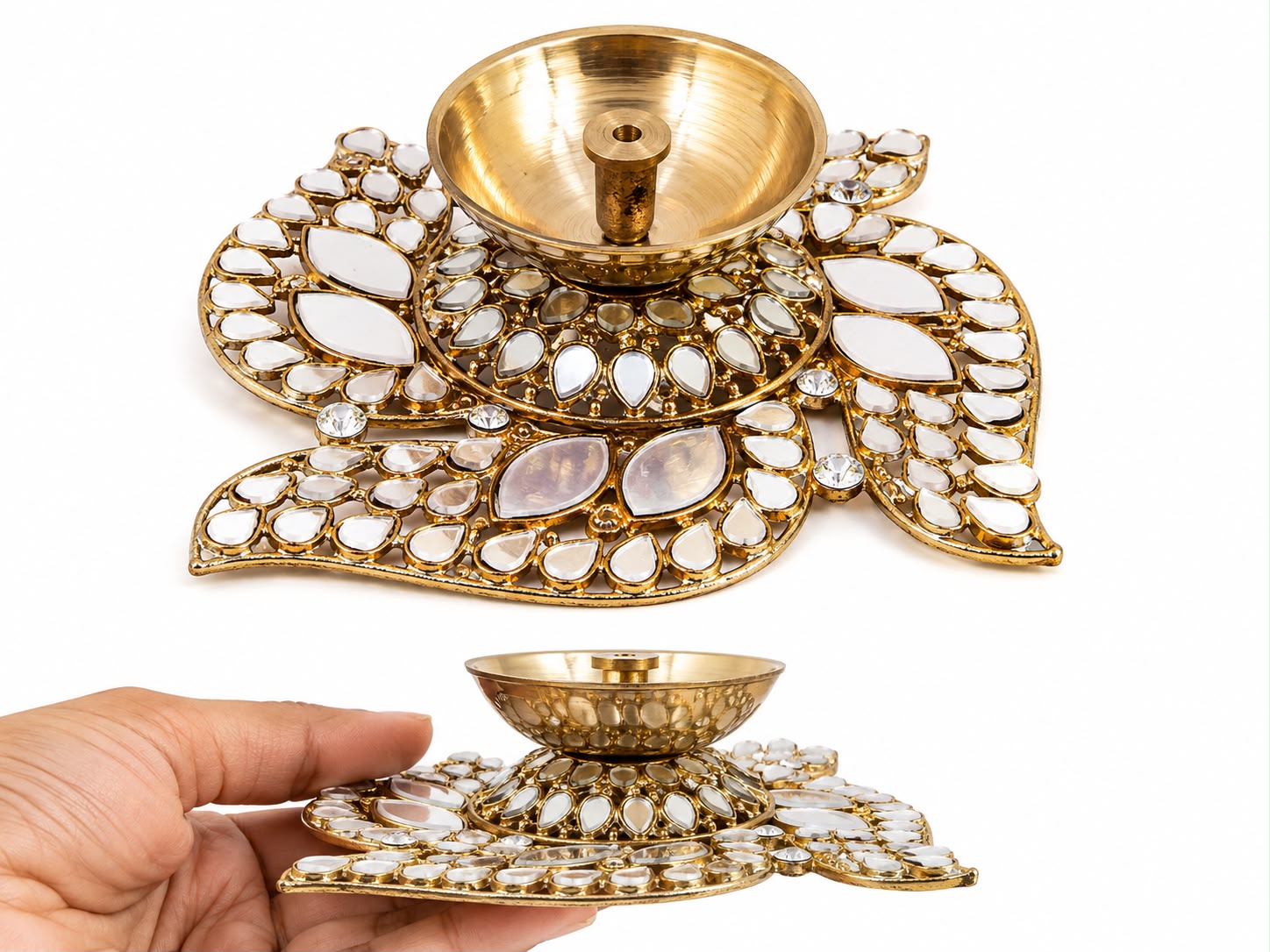 Metal Diyas with mirror work (pack of 2 pcs) - Image 5