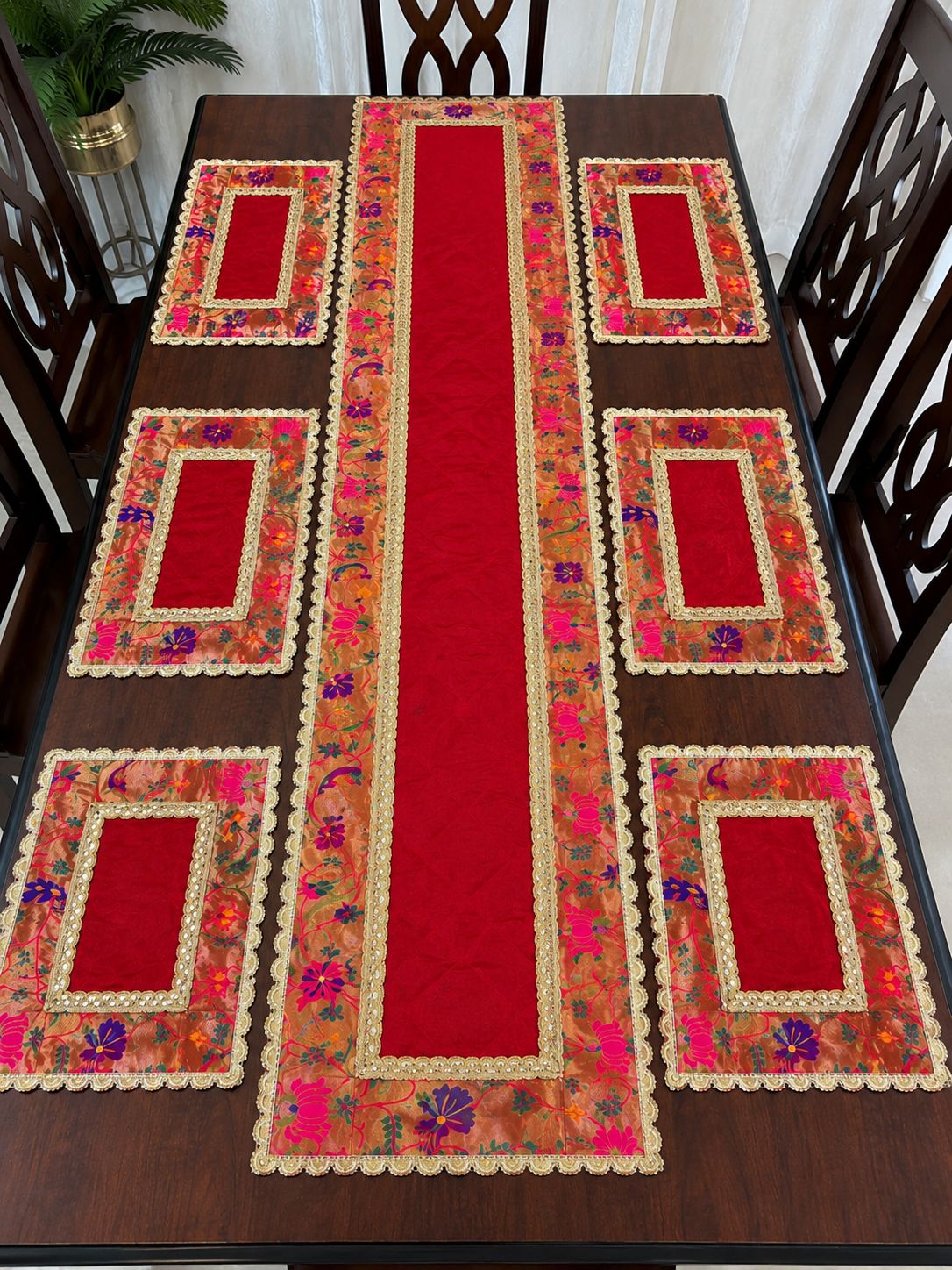 Table mat and runner set in red and paithani (set of 7 pcs ) - Image 3