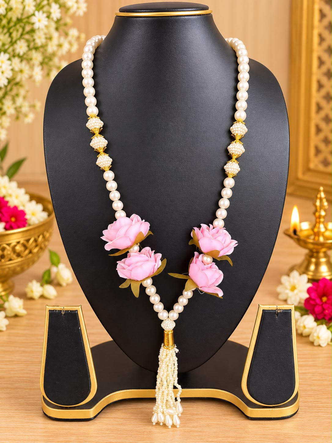 4 flower pearl drop baraat swagat maala (pack of 20) - Image 2